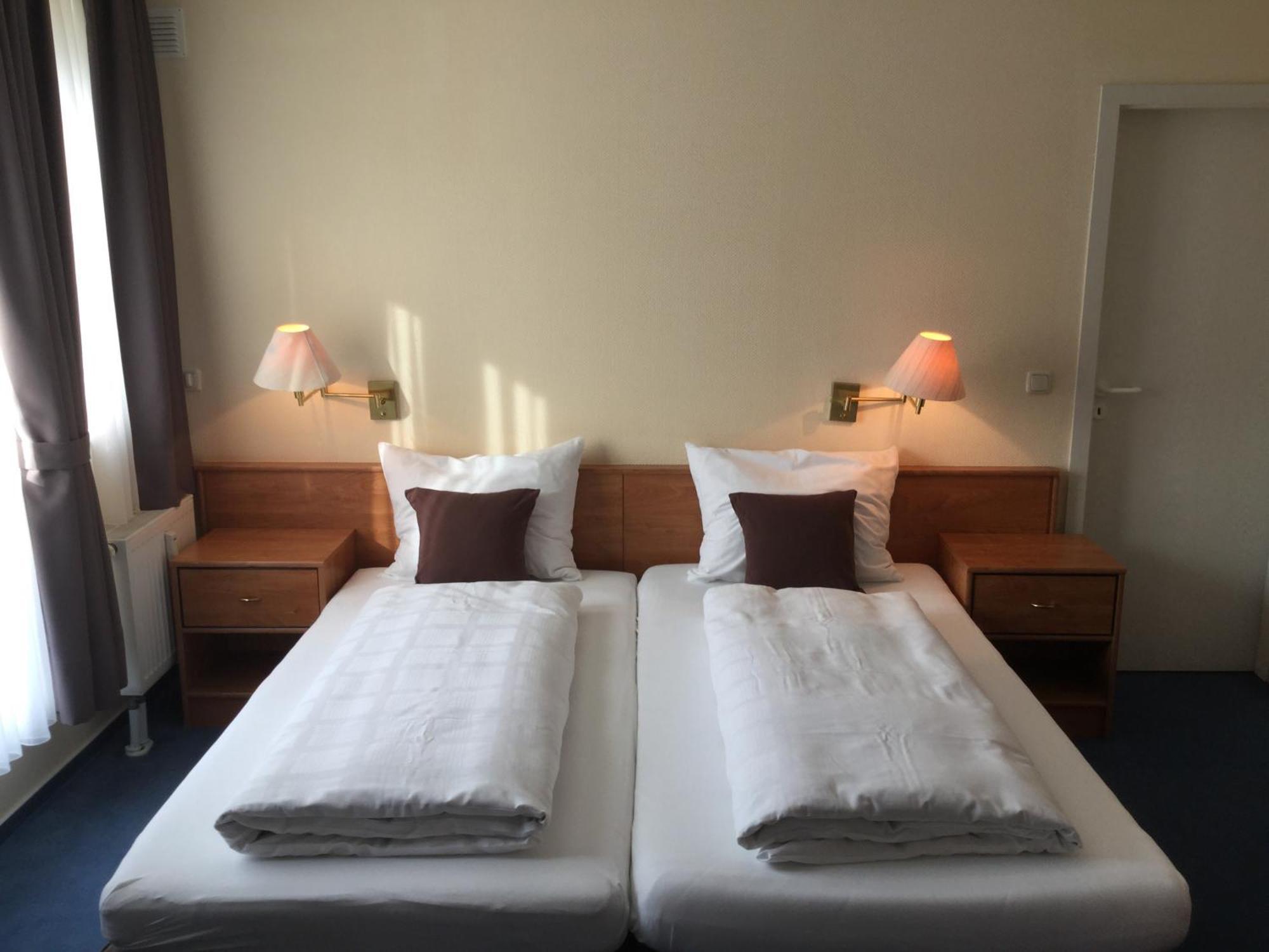 Sunibel Inn Reinheim Екстер'єр фото